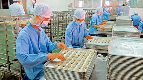 粵企全速生產(chǎn)，供港日用品穩(wěn)增